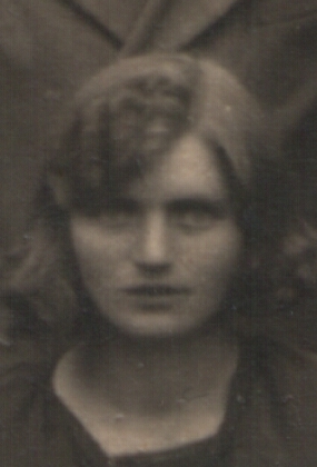 Marianna „Maria” Kalinowska z domu Drab (ok. 1931)