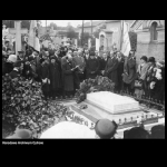 Franciszek Baryła przy grobie Zamoyskiego 07.05.1926 Montmorency