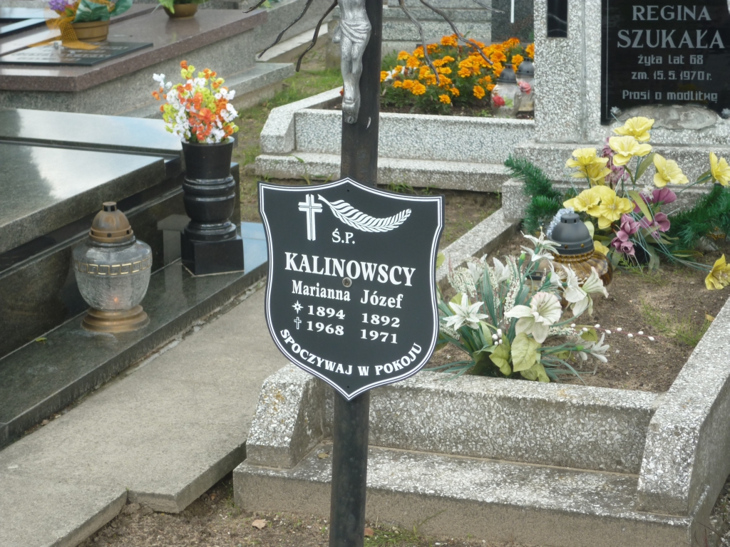 Zdjęcie grobu Józefa i Marianny Kalinowskich